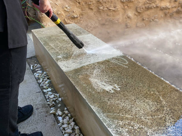 Best Garage Pressure Washing  in Mont Clare, PA